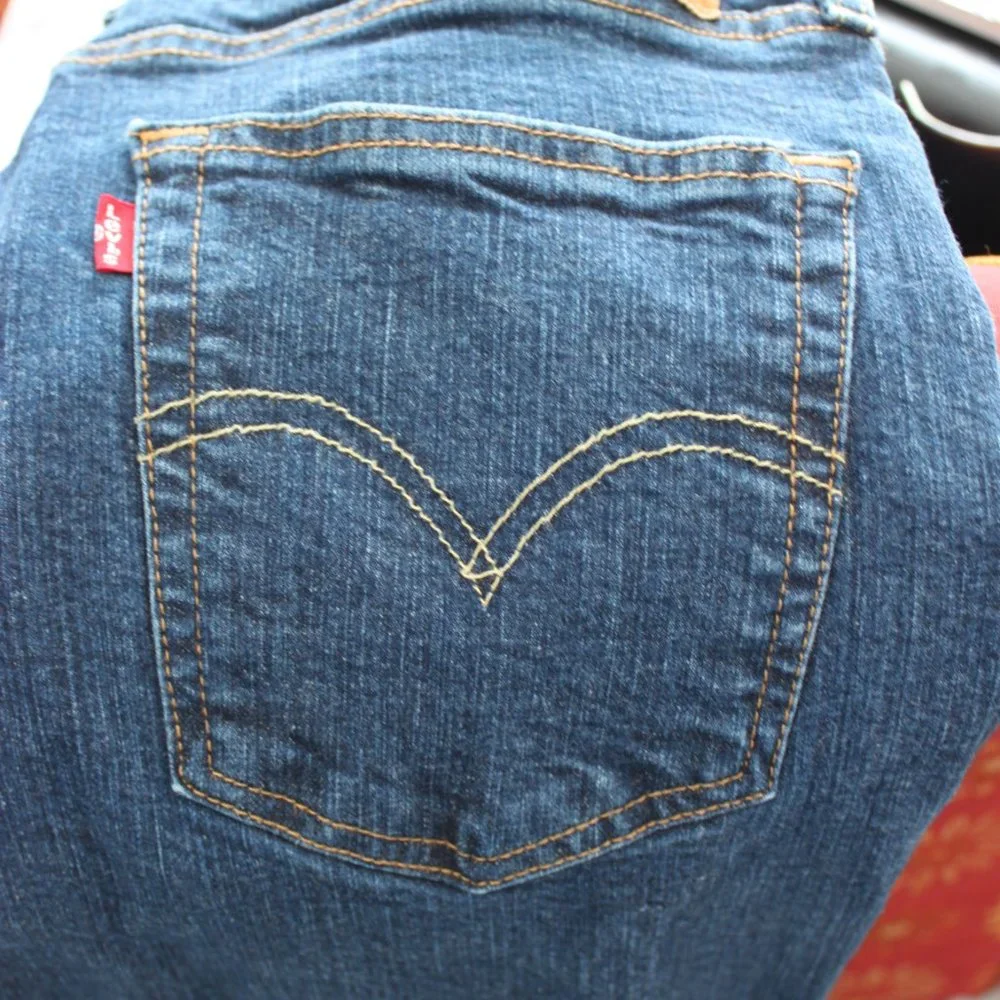 Levi Strauss & Co 514 Medium Wash Straight Leg Jeans 30w x 30l (NWOT) - Picture 7 of 16